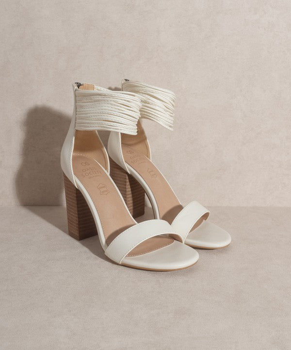 OASIS SOCIETY Blair - Thick Ankle Strap Block Heel